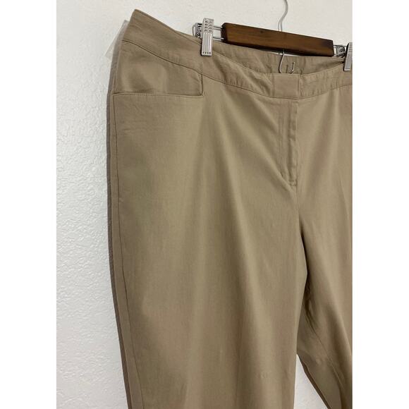 Lane Bryant Size 26 Tan Stretch Flat Front Capri Pants Pocket Back Slit Casual - Picture 2 of 7